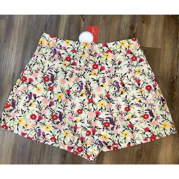 NWT Just Bellina Womens Sz X-Large Shorts Ivory Macaw Floral Cotton Embroidered - Picture 1 of 12